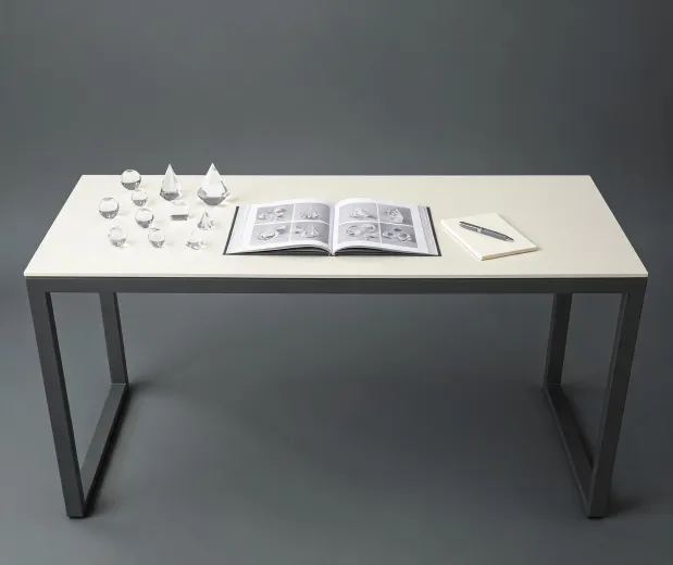 Contact desk with crystal samples
